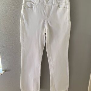 Democracy Women's White Straight Leg Jeans